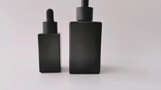 Flacons compte-gouttes en verre cosmétique Emballage de luxe Huile essentielle de cheveux noirs mats Vente en gros vide 10 ml 15 ml 30 ml 50 ml 100 ml 120 ml Bouteille en verre de parfum givré